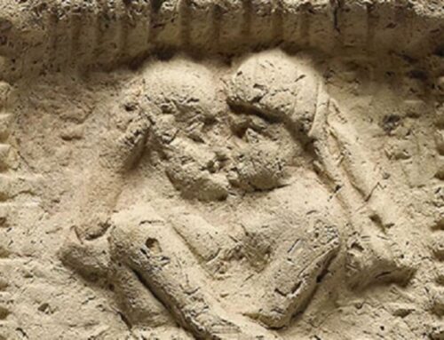 Il bacio, da millenni incontrastato segno d’amore